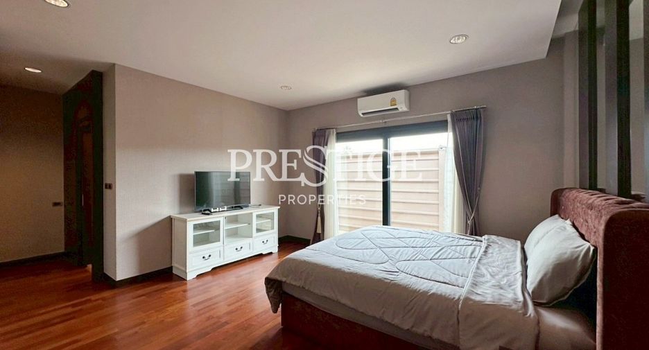 For rent 3 bedrooms house in Huay Yai, Pattaya