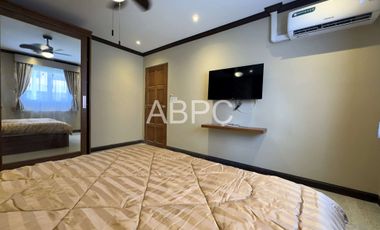 For sale 2 bedrooms condo in South Pattaya, Pattaya