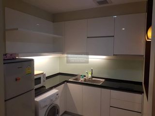 Condo en alquiler de 1 habitaciones en Khlong Toei, Bangkok