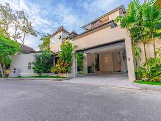 Haus zum Kauf mit 7 Zimmer in Jomtien, Pattaya