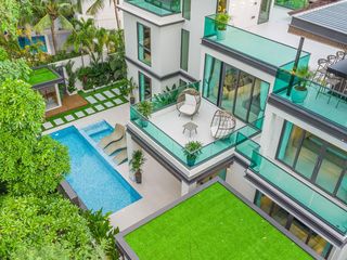 Haus zum Kauf mit 7 Zimmer in Jomtien, Pattaya