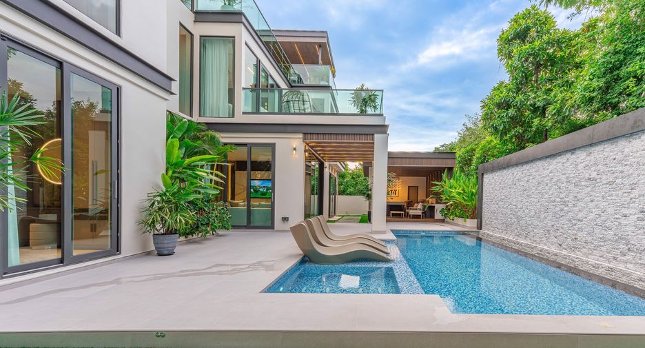 Haus zum Kauf mit 7 Zimmer in Sattahip, Chonburi