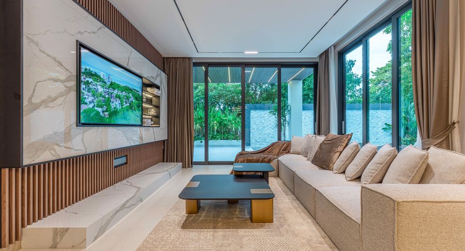 Haus zum Kauf mit 7 Zimmer in Sattahip, Chonburi