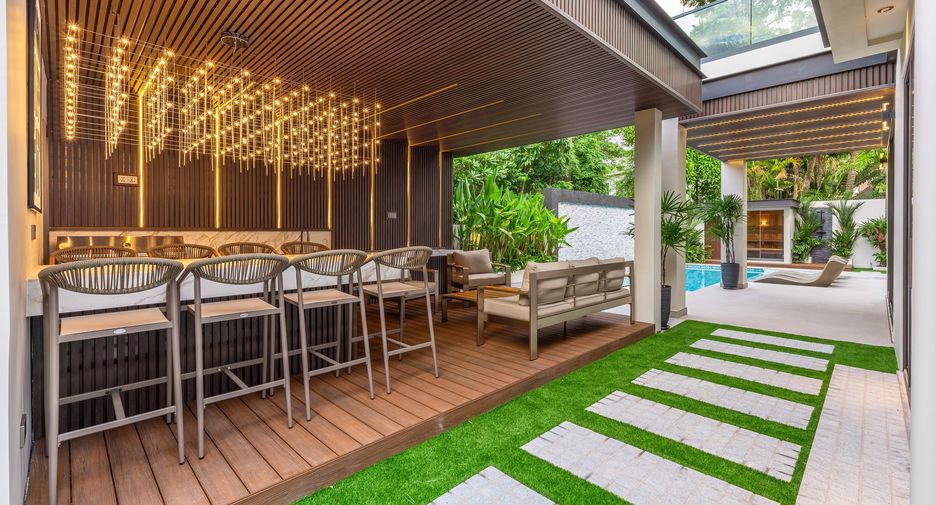Haus zum Kauf mit 7 Zimmer in Sattahip, Chonburi