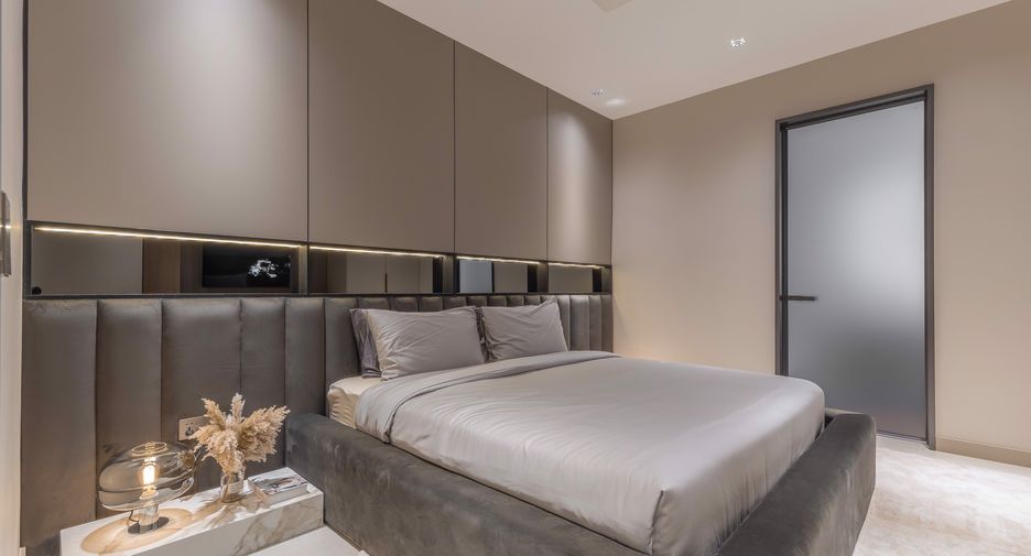 Haus zum Kauf mit 7 Zimmer in Sattahip, Chonburi