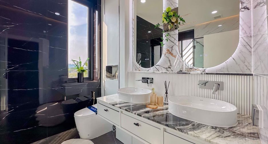 For sale 6 bedrooms house in Bang Lamung, Chonburi