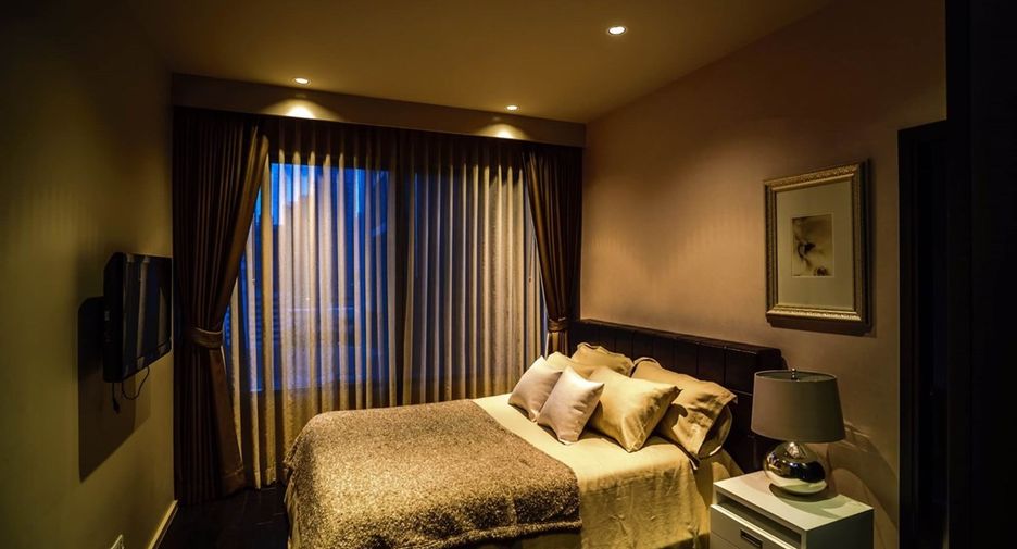 For rent and for sale 3 bedrooms condo in Khlong Toei, Bangkok