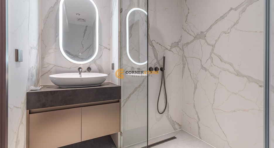 Casa en venta de 7 habitaciones en Sattahip, Chonburi