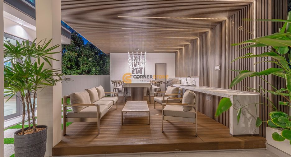 Casa en venta de 7 habitaciones en Sattahip, Chonburi