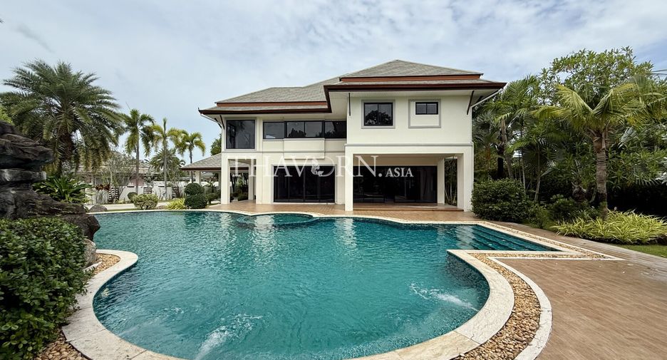 For sale 4 bedrooms house in Bang Lamung, Chonburi