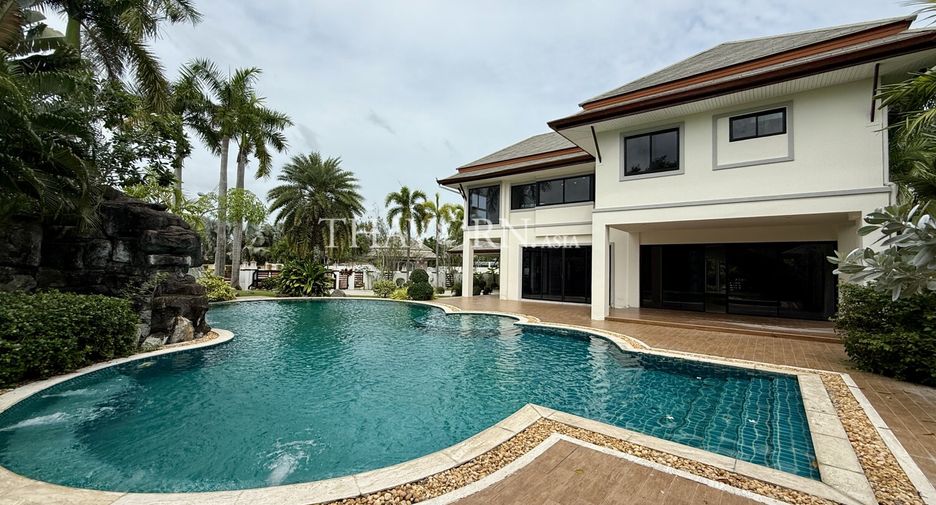 For sale 4 bedrooms house in Bang Lamung, Chonburi