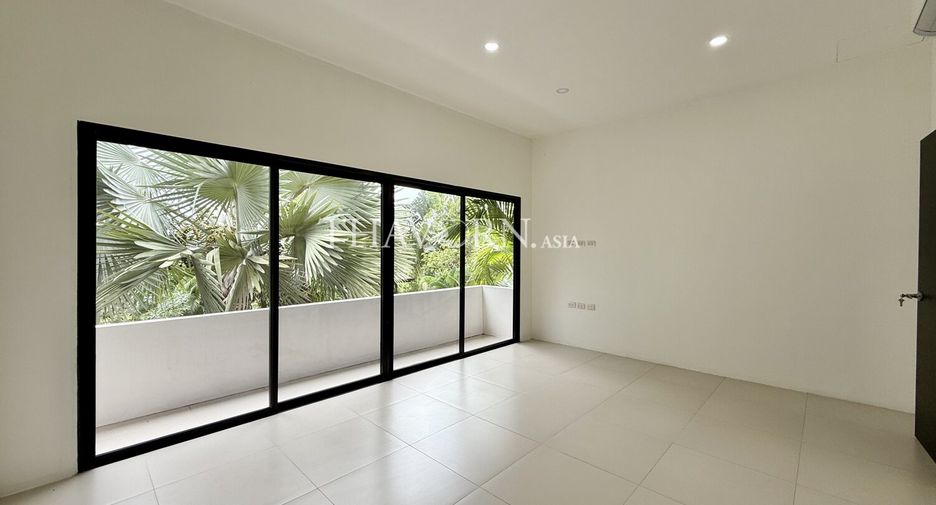 For sale 4 bedrooms house in Bang Lamung, Chonburi