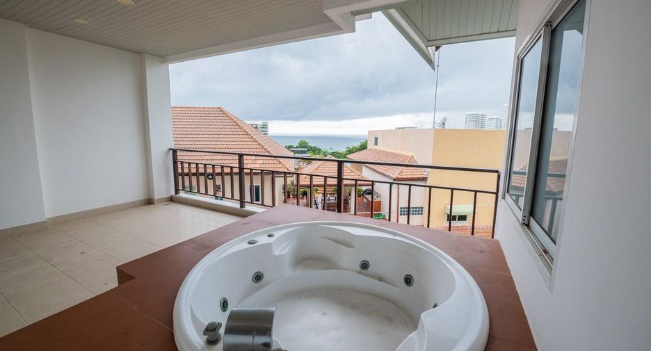 For sale 4 bedrooms condo in Bang Lamung, Chonburi