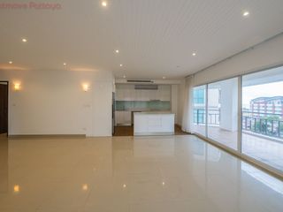 For sale 4 bedrooms condo in Bang Lamung, Chonburi