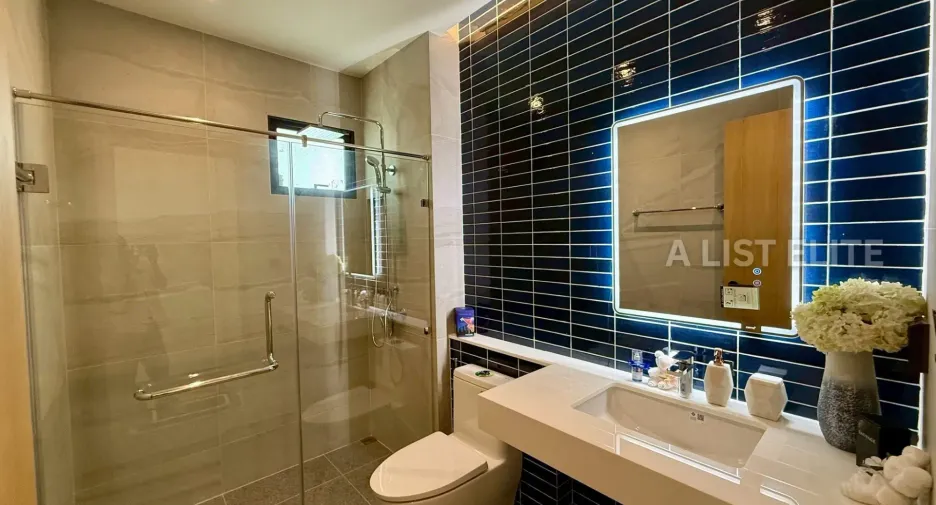 Haus zum Kauf mit 5 Zimmer in Bang Lamung, Chonburi
