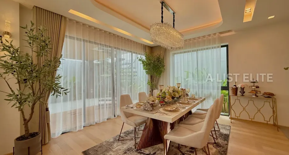 Haus zum Kauf mit 5 Zimmer in Bang Lamung, Chonburi