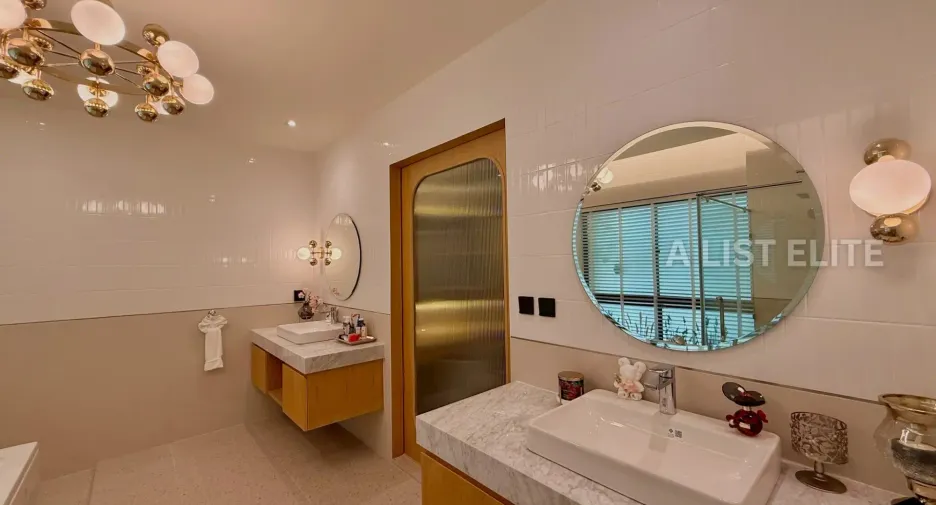 Haus zum Kauf mit 5 Zimmer in Bang Lamung, Chonburi
