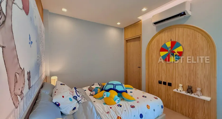 Haus zum Kauf mit 5 Zimmer in Bang Lamung, Chonburi