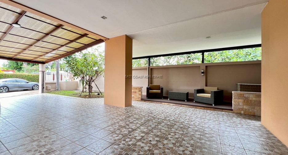 For sale 4 bedrooms house in Bang Lamung, Chonburi