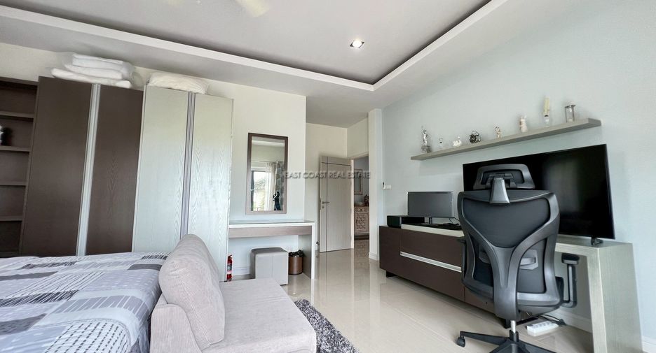 For sale 4 bedrooms house in Bang Lamung, Chonburi