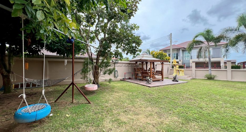 For sale 4 bedrooms house in Bang Lamung, Chonburi