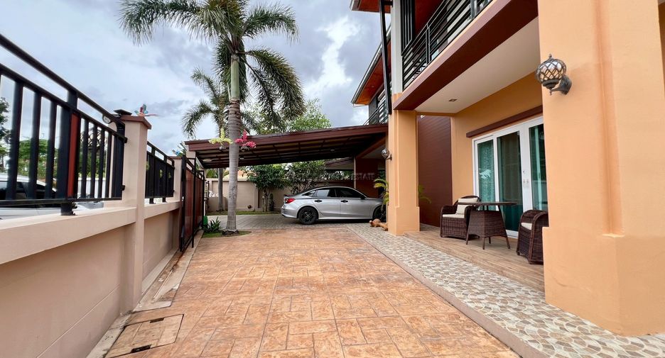 For sale 4 bedrooms house in Bang Lamung, Chonburi