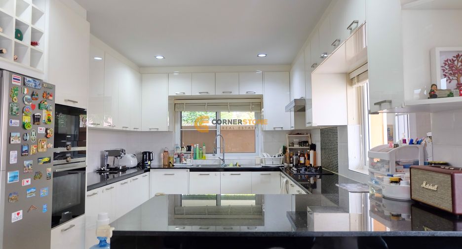 Haus zum Kauf mit 4 Zimmer in East Pattaya, Pattaya
