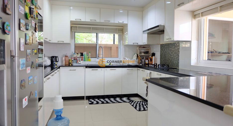 Haus zum Kauf mit 4 Zimmer in East Pattaya, Pattaya
