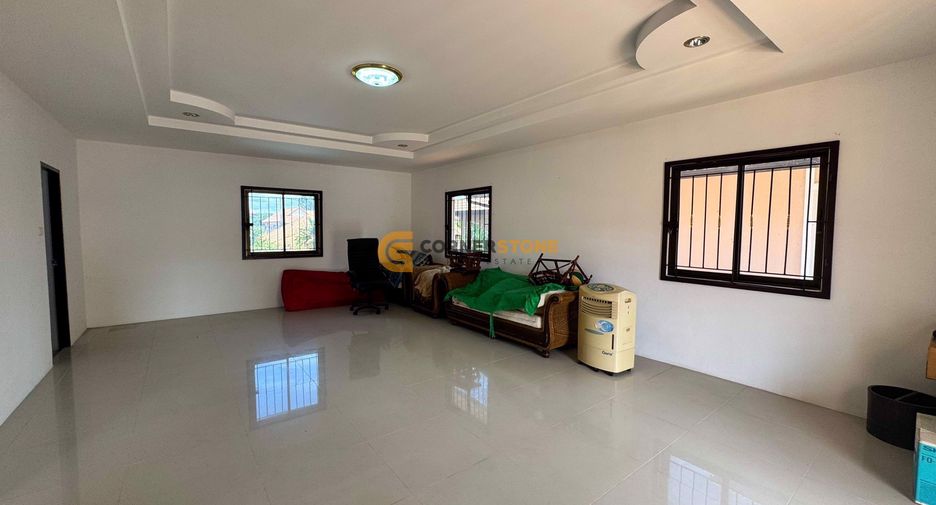 For sale 4 bedrooms house in Bang Lamung, Chonburi