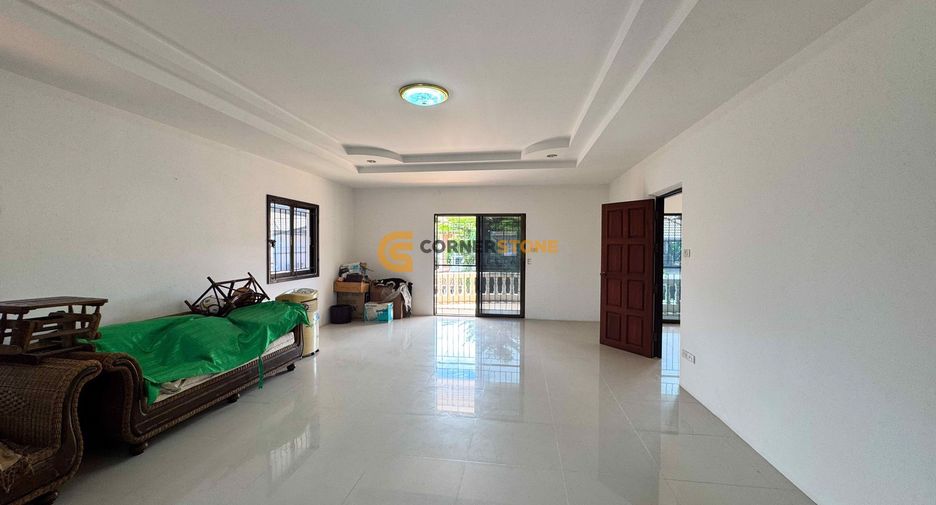For sale 4 bedrooms house in Bang Lamung, Chonburi