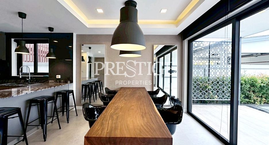 For sale 3 bedrooms house in South Pattaya, Pattaya