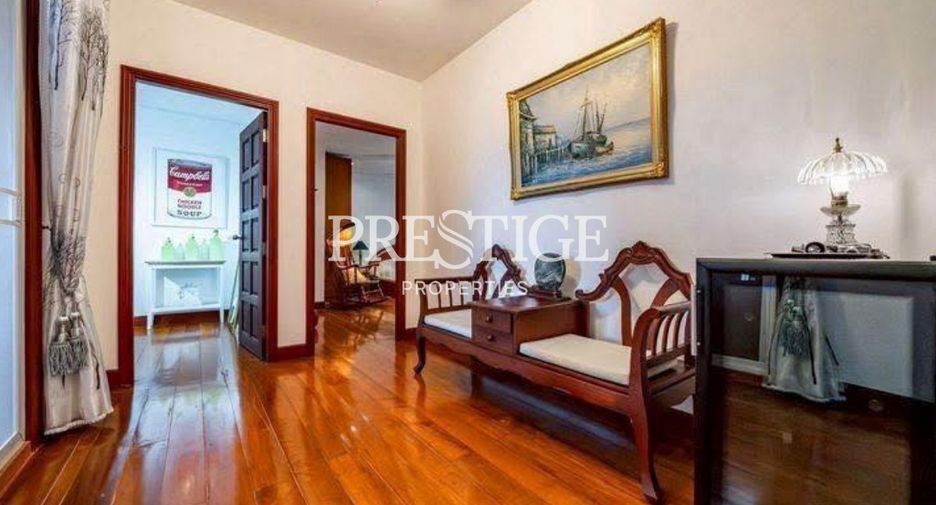 For sale 6 bedrooms house in Bang Lamung, Chonburi