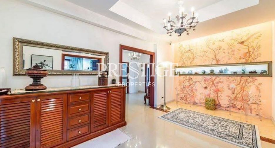 For sale 6 bedrooms house in Bang Lamung, Chonburi