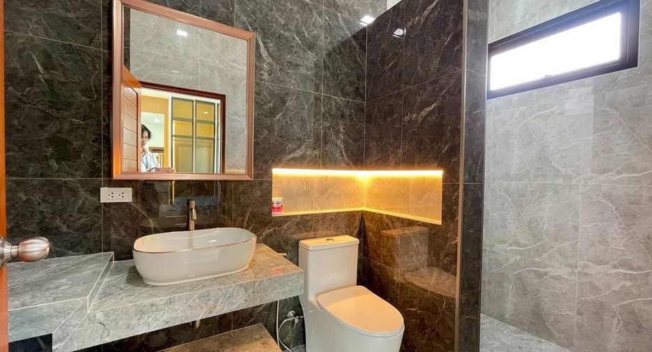 For sale 3 bedrooms house in Sattahip, Chonburi
