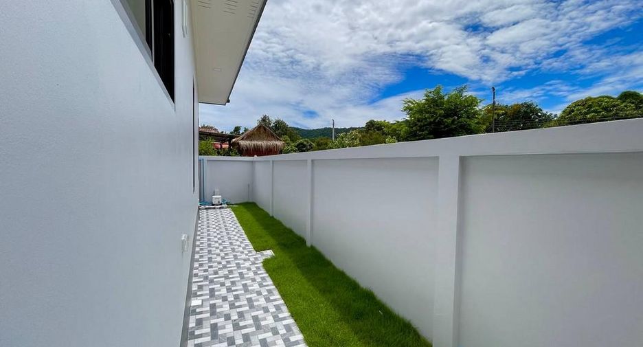 For sale 3 bedrooms house in Sattahip, Chonburi