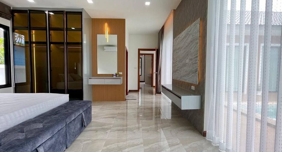 For sale 3 bedrooms house in Sattahip, Chonburi