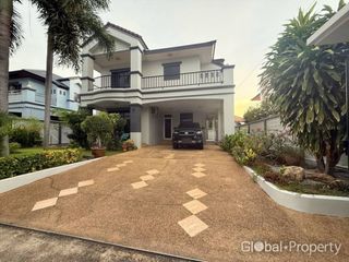 Casa en venta de 3 habitaciones en Bang Lamung, Chonburi