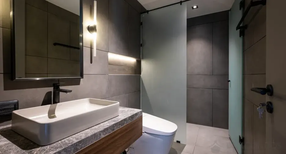 For sale 2 bedrooms condo in Watthana, Bangkok