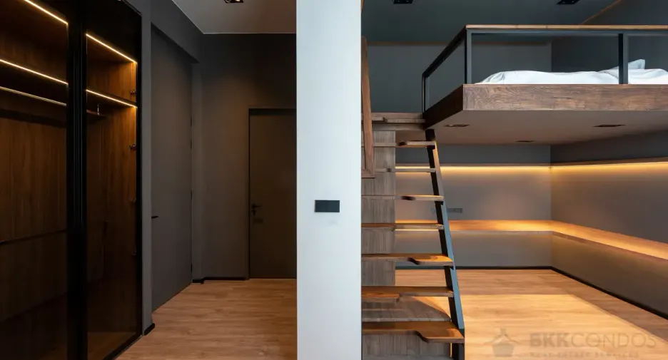 For sale 2 bedrooms condo in Watthana, Bangkok