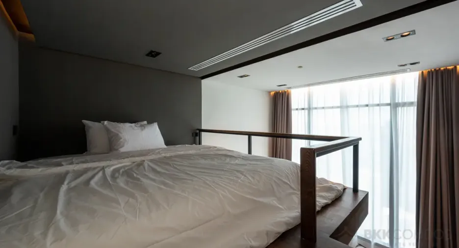 For sale 2 bedrooms condo in Watthana, Bangkok