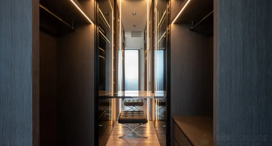 For sale 2 bedrooms condo in Watthana, Bangkok