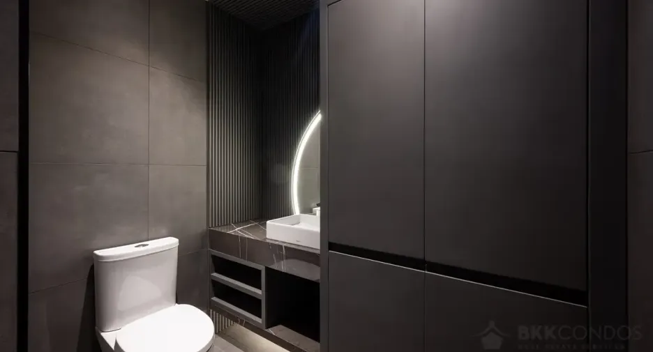For sale 2 bedrooms condo in Watthana, Bangkok