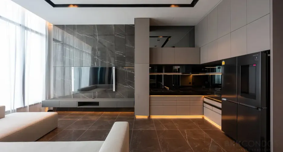 For sale 2 bedrooms condo in Watthana, Bangkok