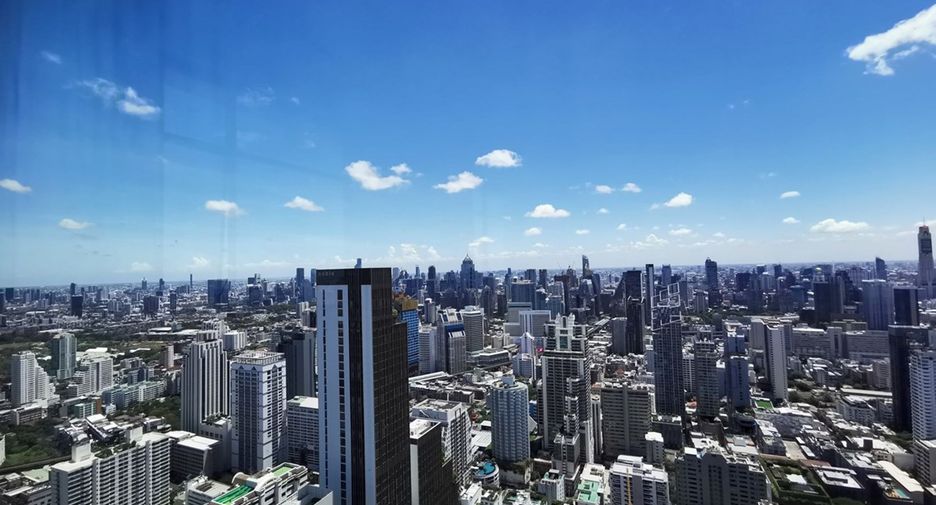 For sale 2 bedrooms condo in Watthana, Bangkok