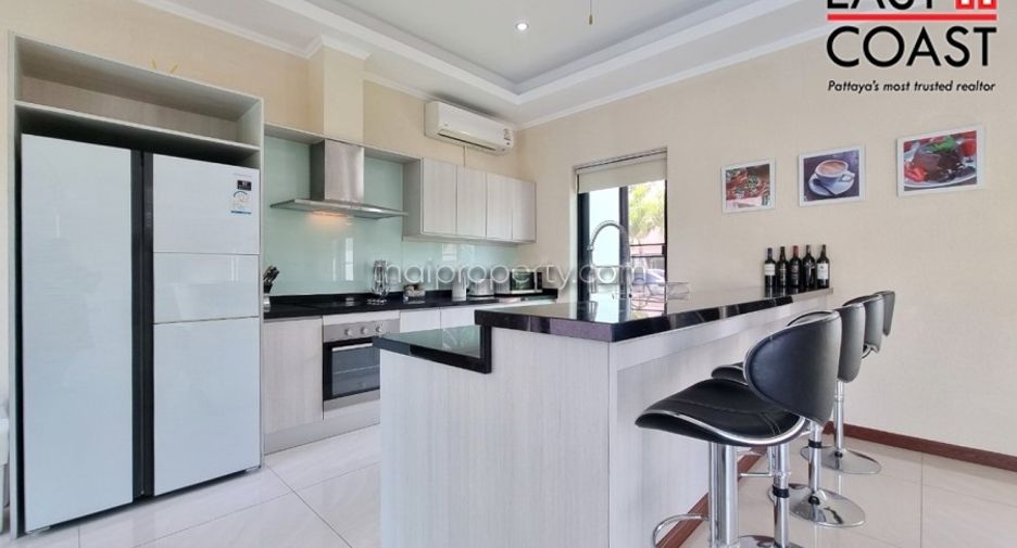 For sale and for rent 4 bedrooms house in East Pattaya, Pattaya