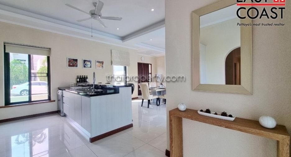 For sale and for rent 4 bedrooms house in East Pattaya, Pattaya