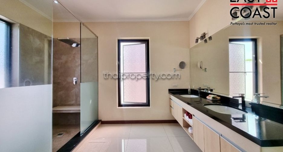 For sale and for rent 4 bedrooms house in East Pattaya, Pattaya