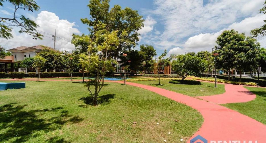 For sale 3 bedrooms house in Sattahip, Chonburi