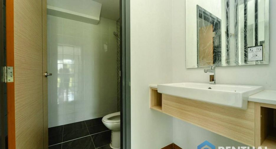 For sale 3 bedrooms house in Sattahip, Chonburi