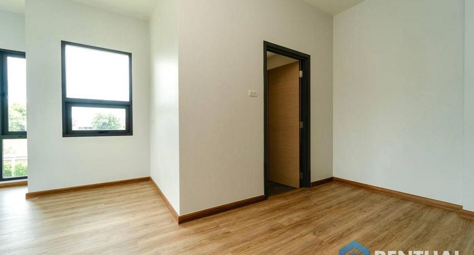 For sale 3 bedrooms house in Sattahip, Chonburi